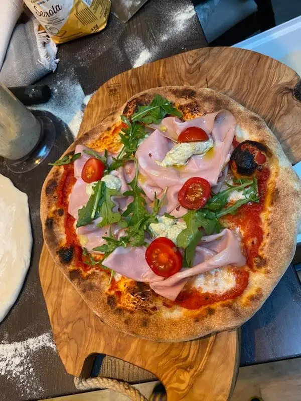 feardig_skinkepizza